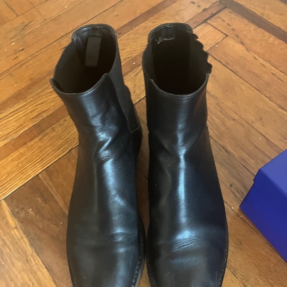 Staurt Weitzman Black Chelsea Boots - Picture 3 of 7